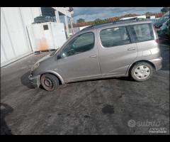 Toyota Yaris Verso Diesel 2006 Demolita - Ricambi