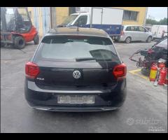 Volkswagen Polo 2019 BHZ 1000TFSI R Line - Ricambi