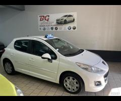 Peugeot 207 1.4 HDi 70CV 5p optional 2012