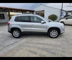 Volkswagen Tiguan 2.0 TDI DPF 4MOTION tiptronic Sp