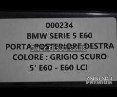 BMW Serie 5 E60 porta posteriore destra 000234