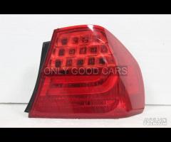 BMW Serie 3 E90 LCI fanale post esterno Dx 000299