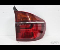 BMW X5 E70 fanale post esterno destro 000305