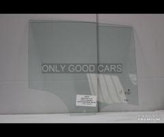 BMW Serie1 F20 Vetro porta posteriore dx 000208