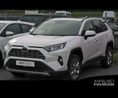 Parabrezza Toyota Rav 4 dal 2019