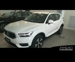 Parabrezza Volvo XC40