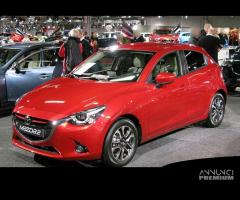 Parabrezza Mazda 2 2015-