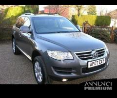 Parabrezza VW Touareg 1 da 2003 a 2010