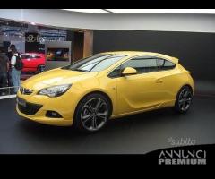 Parabrezza Astra J GTC