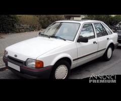 Parabrezza Ford Escort 1980-1990 - 1