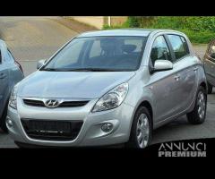 Parabrezza Hyundai i20 serie 1 da 2008 a 2014