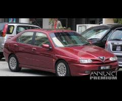 Parabrezza Alfa 145 e 146