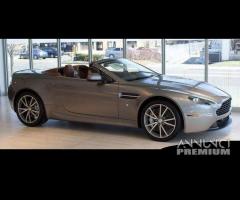 Parabrezza Aston Martin V8 Vantage Roadster - 1