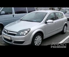 Parabrezza Opel Astra H (2004-2009)