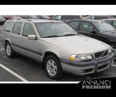 Parabrezza Volvo XC70 1 serie da 2000 a 2007