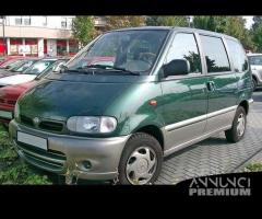 Parabrezza Nissan Serena (91-02)