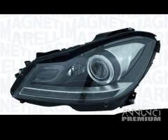 Faro Mercedes W204 Classe C da 2010 Xenon