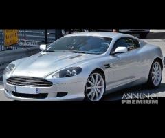 Parabrezza Aston Martin DB9 da 04 - 1