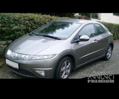 Parabrezza Honda Civic 8 da 2006 a 2012