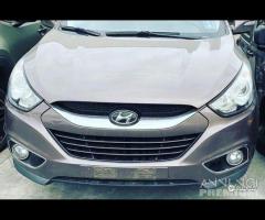 Hyundai ix35 2015 frontale completo - 1