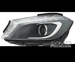 Faro Mercedes W176 Classe A Xenon da 2012 - 1