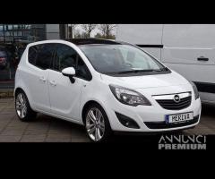 Parabrezza Opel Meriva B (2010 in poi)