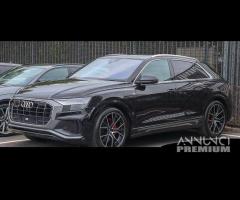 Parabrezza Audi q8 2018-