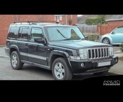 Parabrezza Jeep Commander