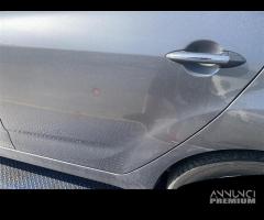 PORTIERA POSTERIORE SINISTRA HYUNDAI iX20 Serie G4