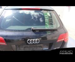 PORTELLONE POSTERIORE COMPLETO AUDI A3 Serie (8P1)