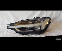 VOLVO XC60 2 SERIE FANALE ANTERIORE SINISTRO LED