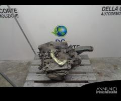 CAMBIO MANUALE COMPLETO OPEL Zafira B Diesel 1900