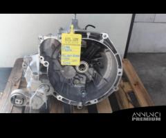 CAMBIO MANUALE COMPLETO FORD Fiesta 4Â° Serie F6JA