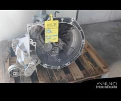 CAMBIO MANUALE COMPLETO FORD Fiesta 4Â° Serie F6JA