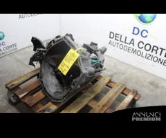 CAMBIO MANUALE COMPLETO RENAULT Megane III K9KG8 D