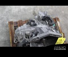 CAMBIO MANUALE COMPLETO RENAULT Megane III K9KG8 D