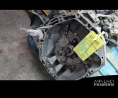 CAMBIO MANUALE COMPLETO RENAULT Clio Serie 7701477