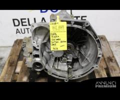 CAMBIO MANUALE COMPLETO FORD Fiesta 4Â° Serie F6JB