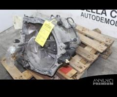 CAMBIO MANUALE COMPLETO PEUGEOT 207 1Â° Serie 9HX