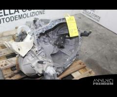 CAMBIO MANUALE COMPLETO PEUGEOT 207 1Â° Serie 9HX