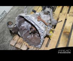 CAMBIO MANUALE COMPLETO TOYOTA Yaris Serie 303000D