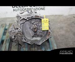 CAMBIO MANUALE COMPLETO OPEL Astra H S. Wagon Z17D