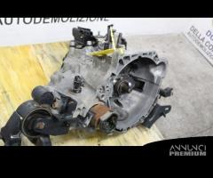 CAMBIO MANUALE COMPLETO HYUNDAI i30 Serie G4FA Ben