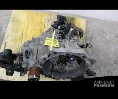 CAMBIO MANUALE COMPLETO HYUNDAI i30 Serie G4FA Ben