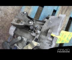 CAMBIO MANUALE COMPLETO CITROEN C3 2Â° Serie 8HZ D - 7