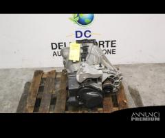 CAMBIO MANUALE COMPLETO FORD Fiesta 5Â° Serie FUJA