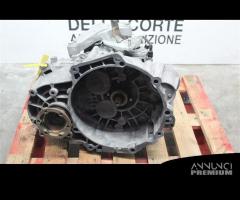 CAMBIO MANUALE COMPLETO VOLKSWAGEN Passat Berlina