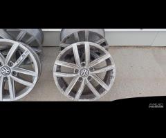 4x CERCHI IN LEGA VOLKSWAGEN GOLF PASSAT 16\" - 7