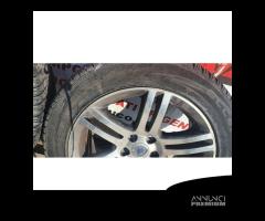 1x CERCHIO IN LEGA CON GOMMA LANCIA THEMA 18\"5X115