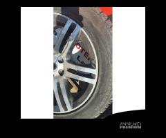 1x CERCHIO IN LEGA CON GOMMA LANCIA THEMA 18\"5X115